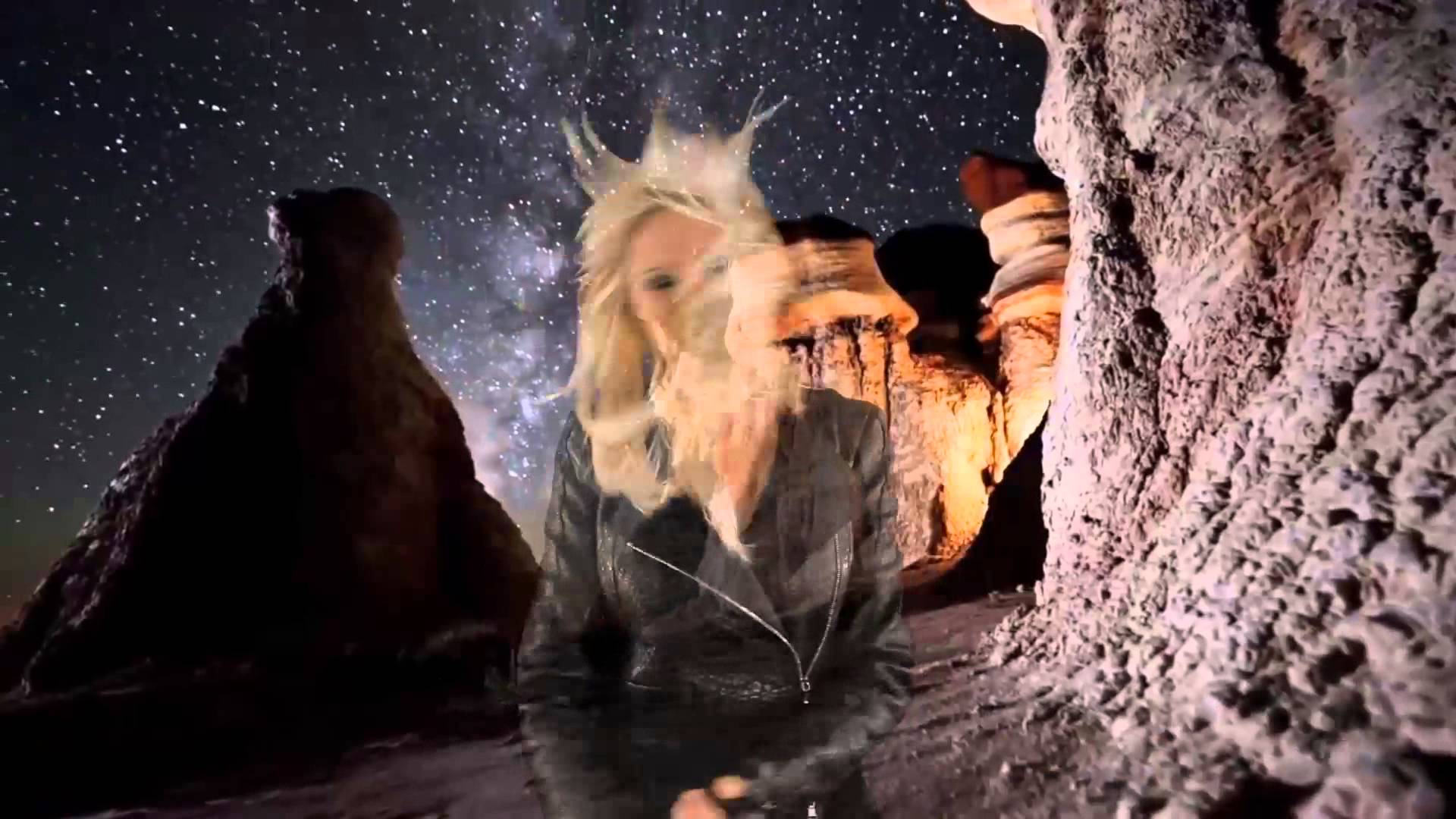 Sandra Pavlovic – 2013 – Svet (Novi Spot)