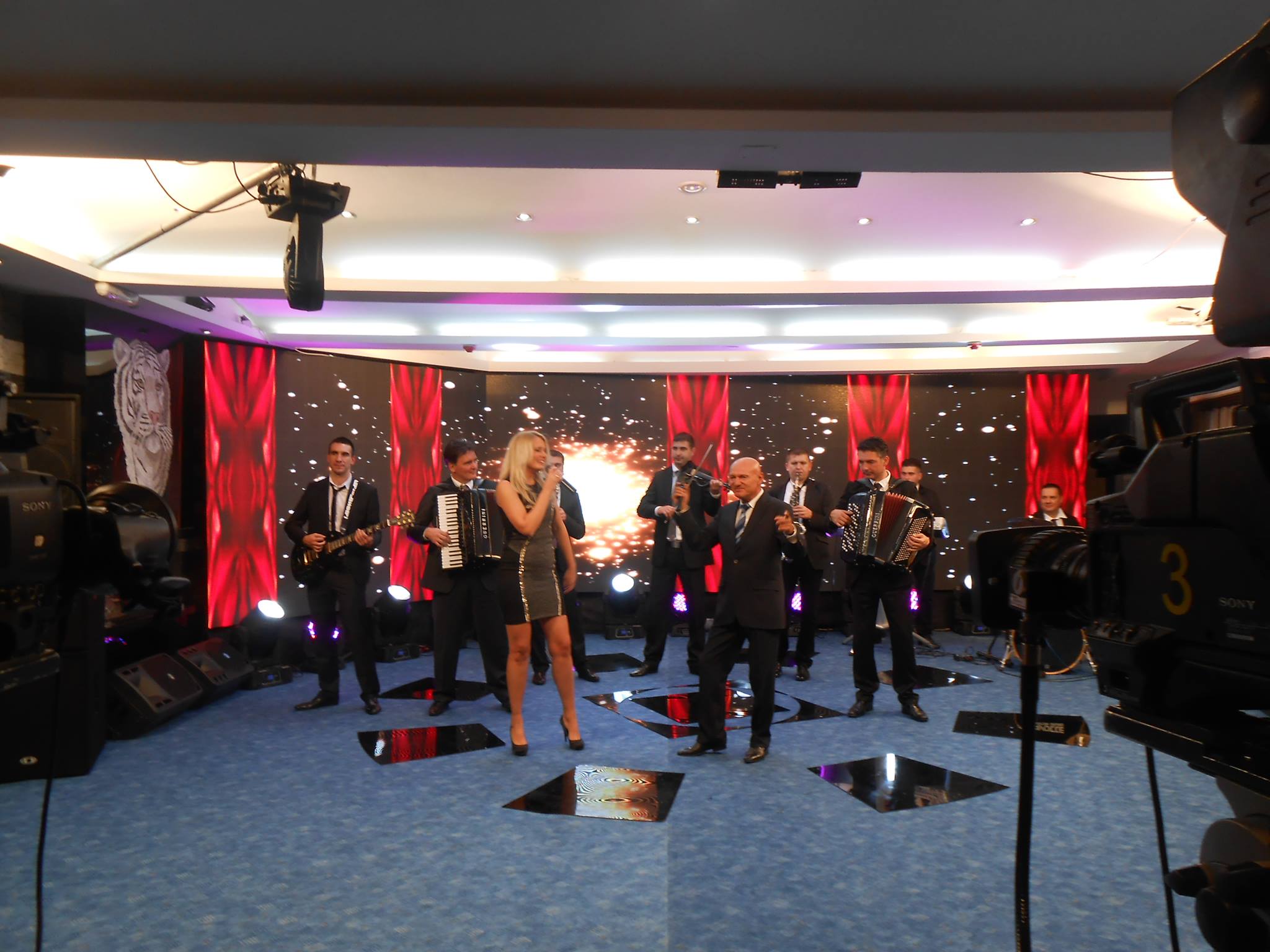 Milica Krsmanovic feat. Saban Saulic – 2015 – Vrati Se Opet Meni + jos 3 NOVE Pesme EKSKLUZIVNO na YuCafe