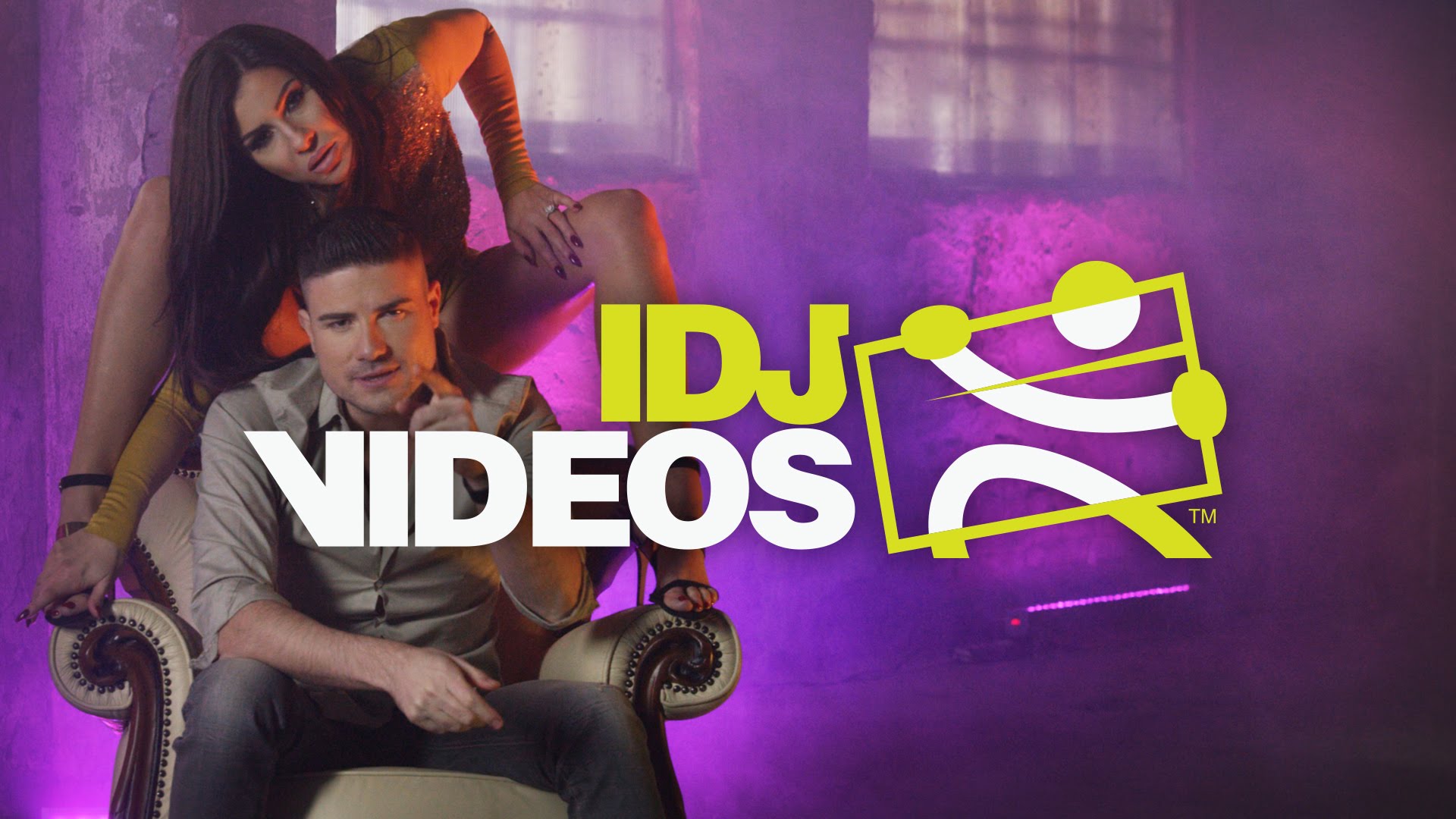MC Stojan feat. Mia Borisavljevic. – 2015 – Samo Me Ljubi