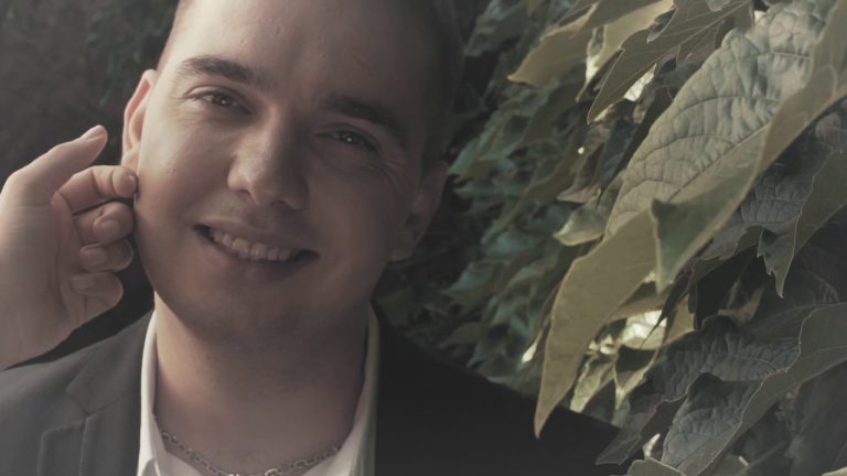 Misa Jovicic – Ovo Mi Je Kuca