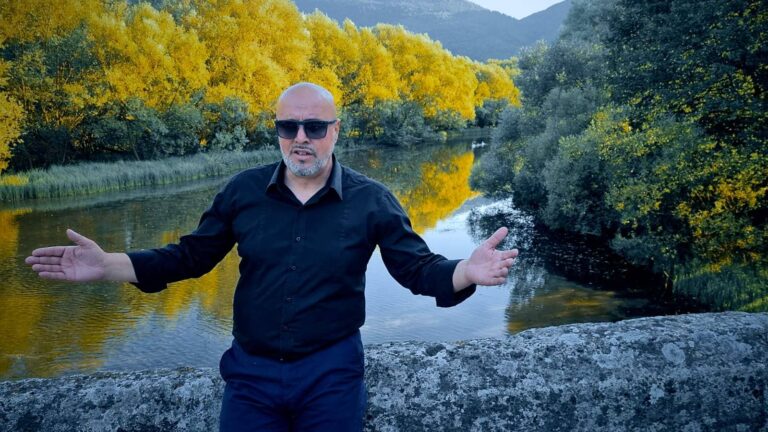 Sa velikim zadovoljstvom, YuCafe vam predstavlja novu pjesmu ‘Da me dokrajcis’.